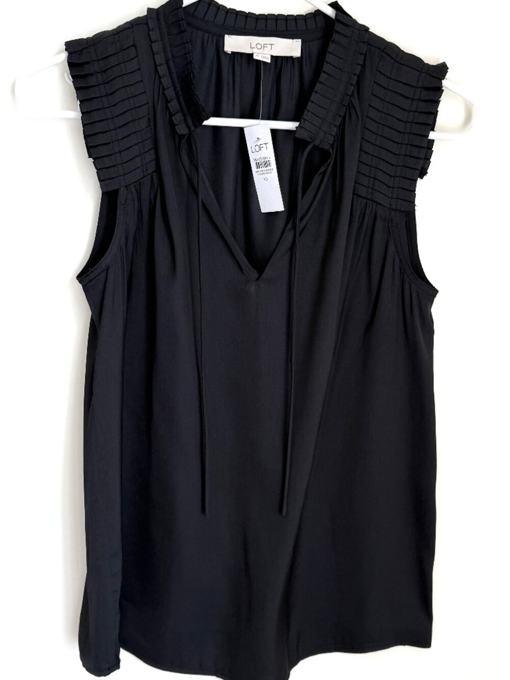 LOFT Black Pleated Tie Neck Lightweight Blouse